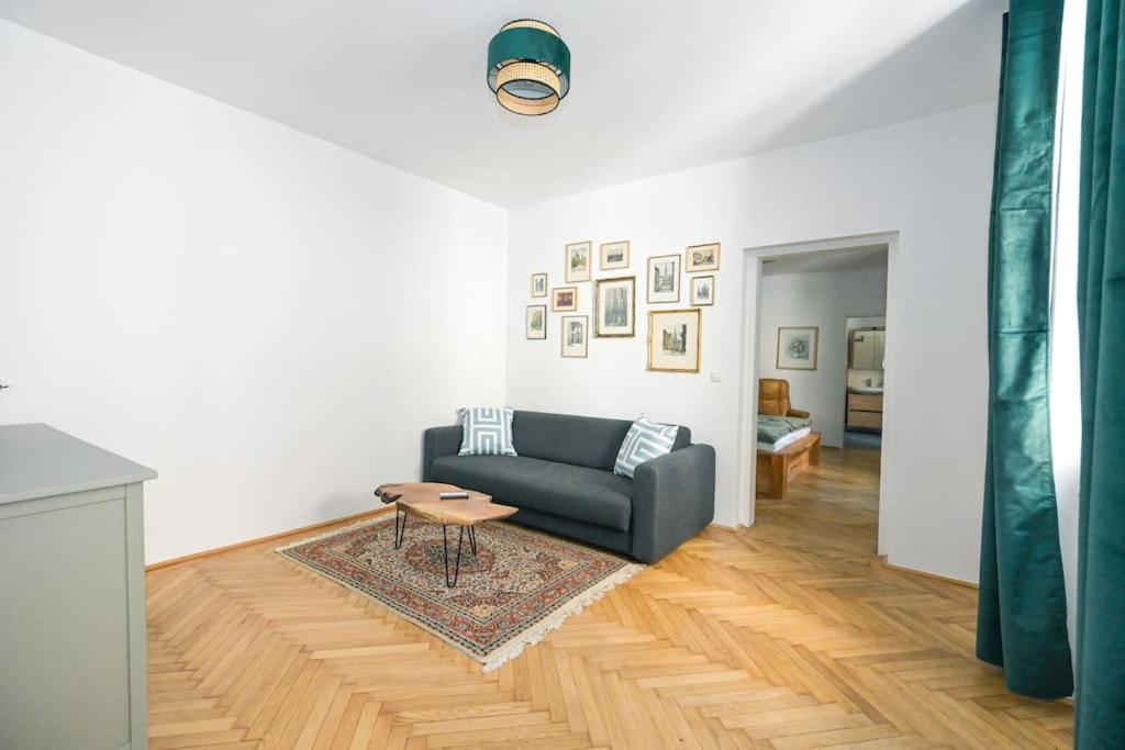 Perfect Apartment Near @ City-Center فيينا المظهر الخارجي الصورة